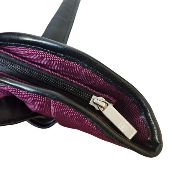 Victorinox‎ Burgundy business shoulder bag - Picture 7 of 12